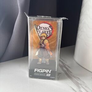 FiGPiN Demon Slayer Zenitsu Agatsuma Enamel Pin (Yellow, Black)